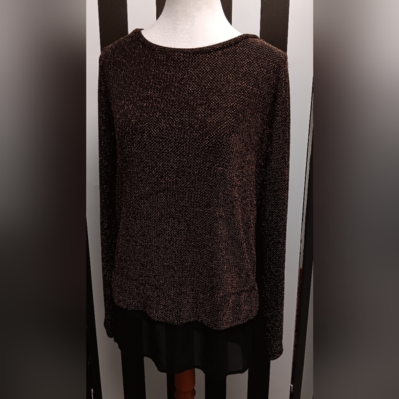 I.n.c sparkly top - Picture 8 of 8